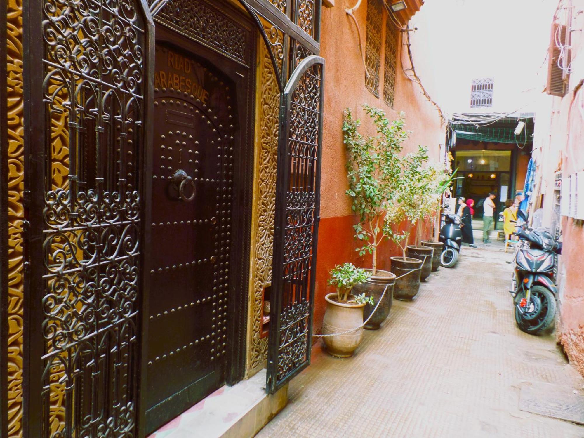 Guest house Arabesque *